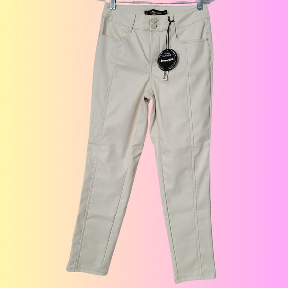 CREAM COLORED FAUX LEATHER JEANS STYLE PANTS SIZE 8 - Picture 4 of 5